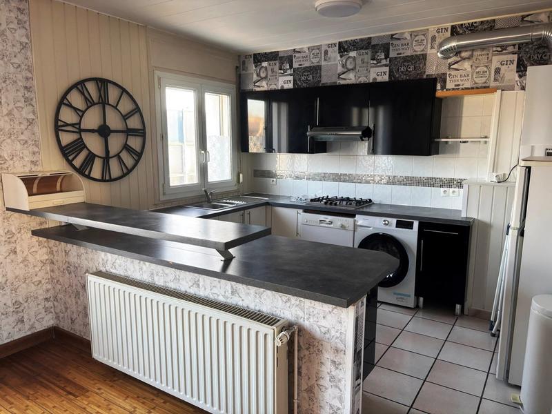 Appartement - 79 m² - 5 pièces