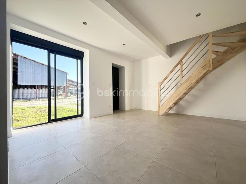 Corps de ferme - 65 m² - 3 pièces