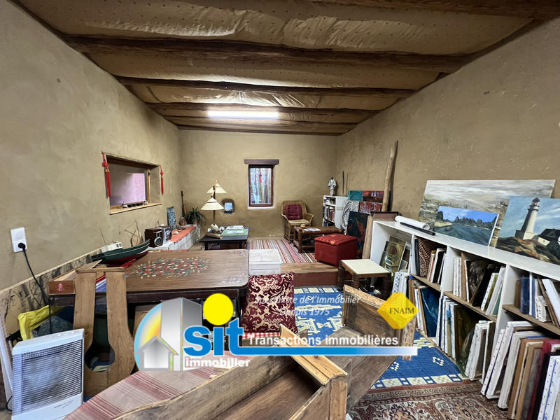 Maison - 230 m² - 8 pièces