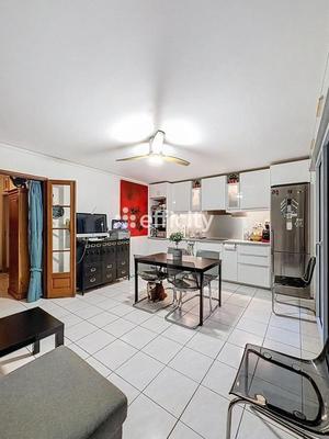 Appartement - 56 m² - 3 pièces