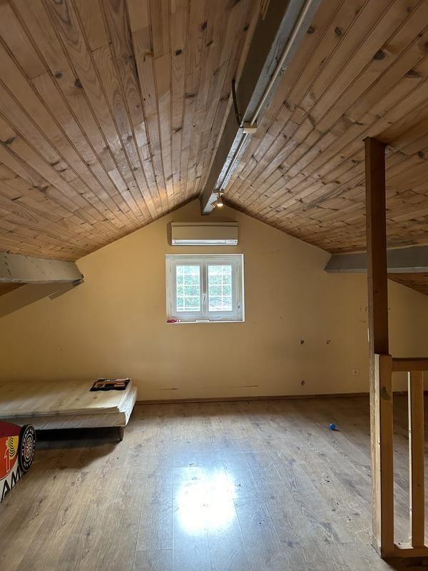 Maison - 160 m² - 4 pièces