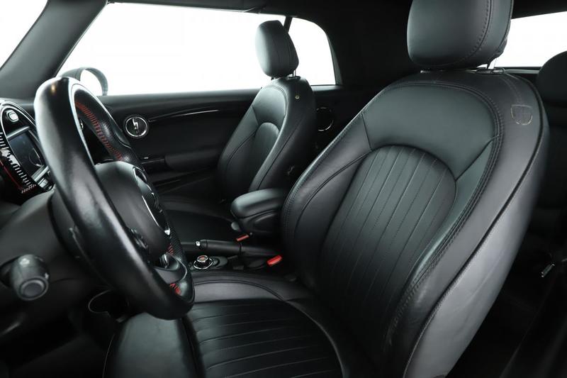 Mini Cabrio Mini Cabriolet Jcw Bva8 231 ch