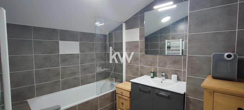 Appartement - 94 m² - 4 pièces