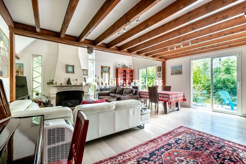 Maison - 190 m² - 8 pièces