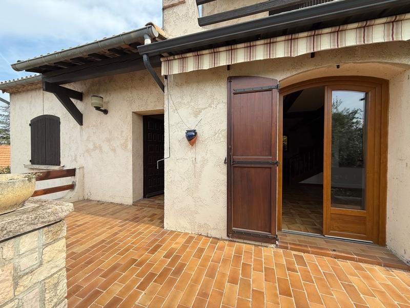 Maison - 145 m² - 6 pièces