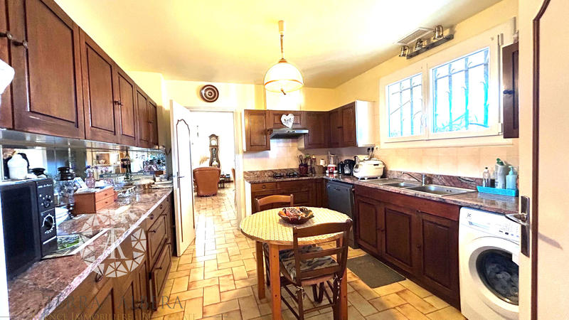 Viager - Maison - 143 m² - 6 pièces