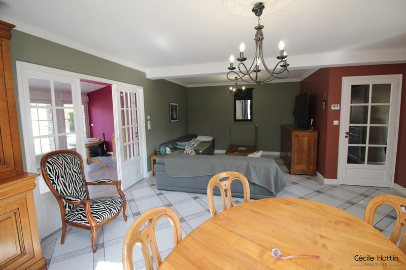 Maison - 140 m² - 6 pièces