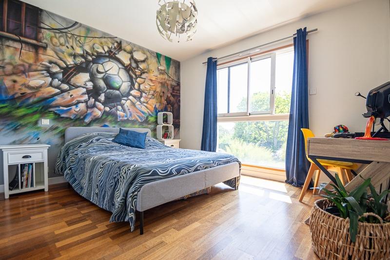 Maison - 216 m² - 7 pièces