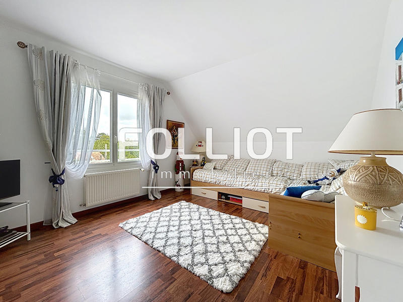 Maison - 185 m² - 5 pièces