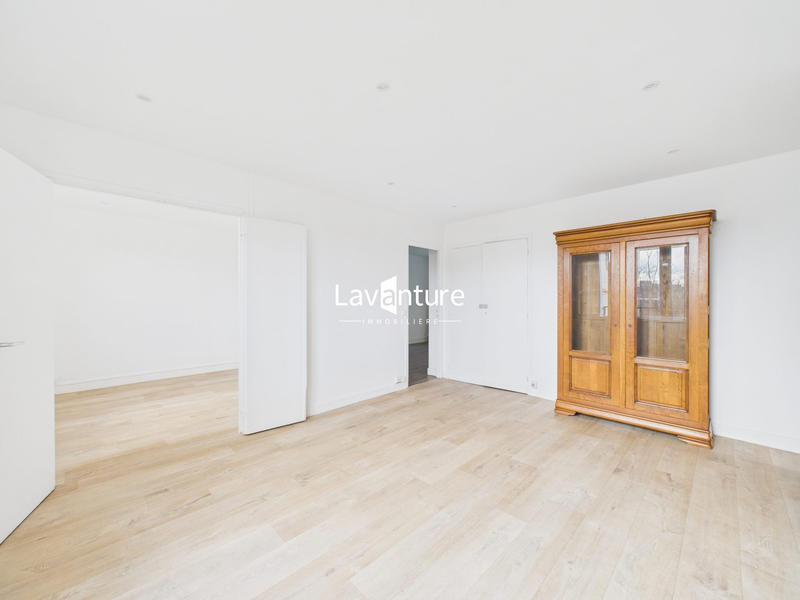 Appartement - 81 m² - 5 pièces