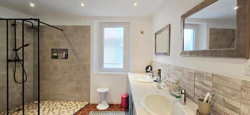 Maison de ville - 90 m² - 6 pièces