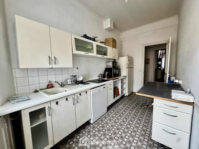 Local commercial - 529 m² - 6 pièces