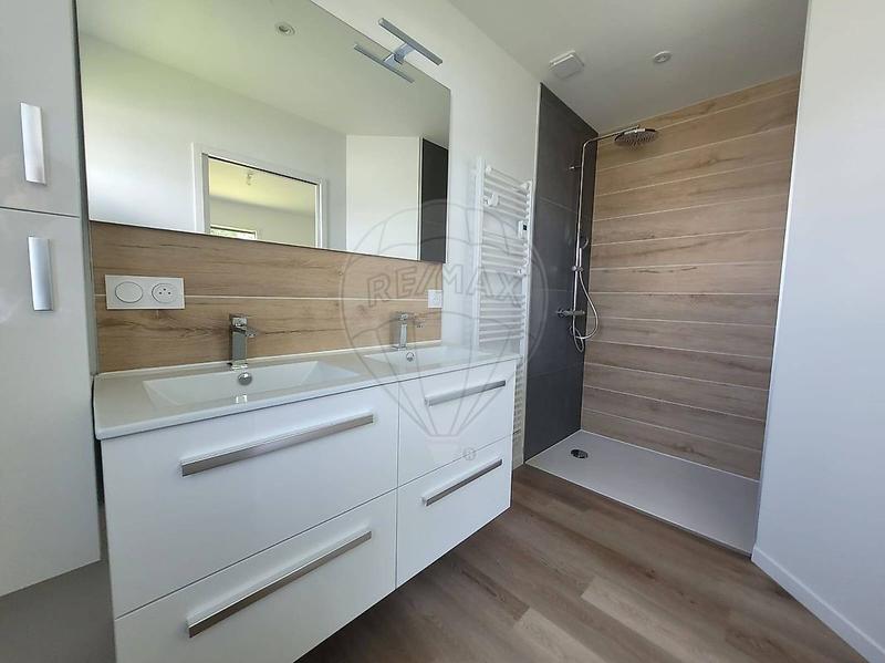 Maison - 112 m² - 5 pièces