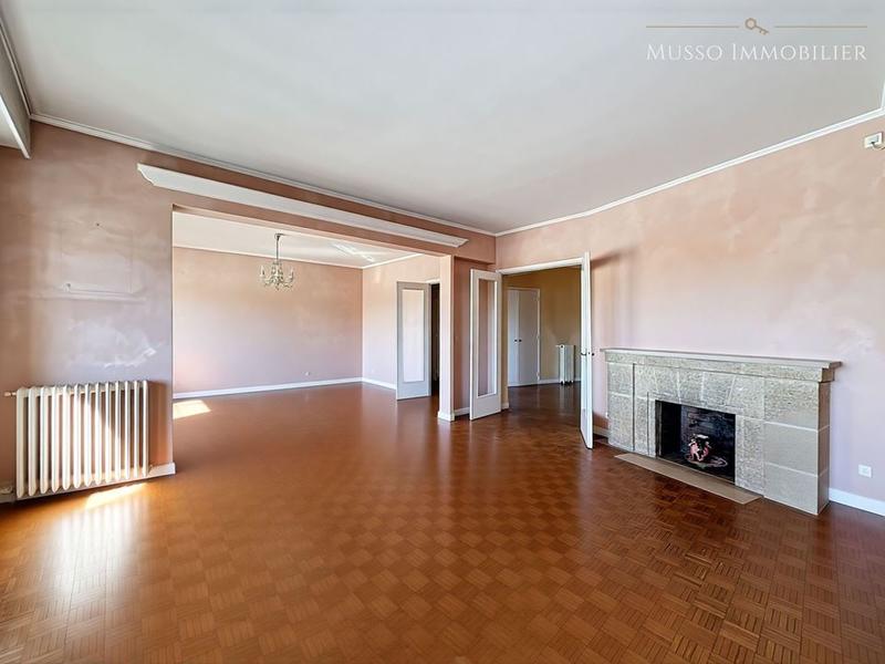 Appartement - 170 m² - 5 pièces