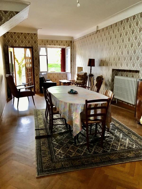 Maison - 90 m² - 6 pièces