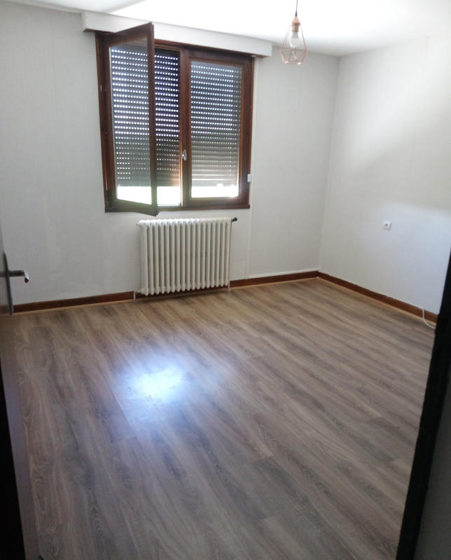 Maison - 84 m² - 5 pièces