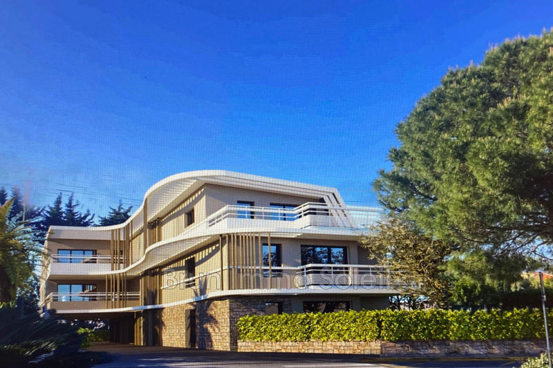 Appartement - 98 m² - 4 pièces