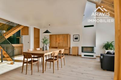 Appartement - 198 m² - 6 pièces