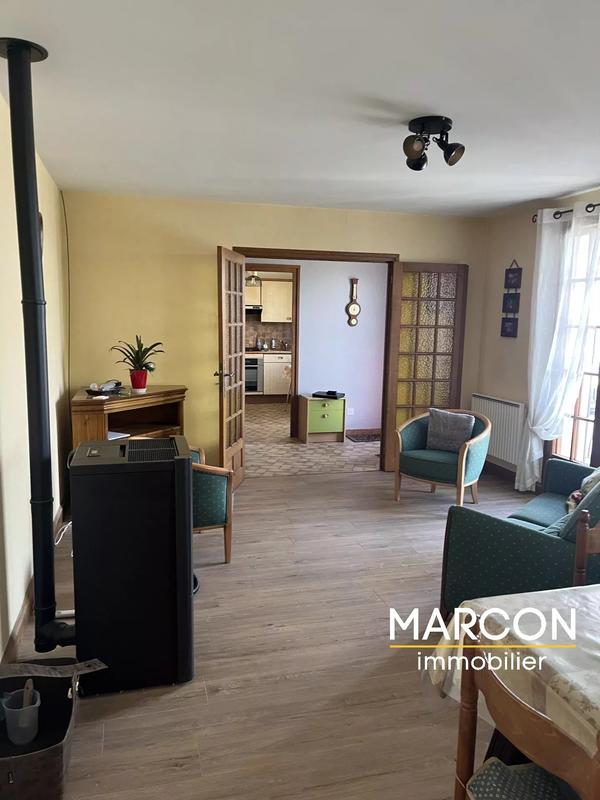 Maison - 94 m² - 4 pièces