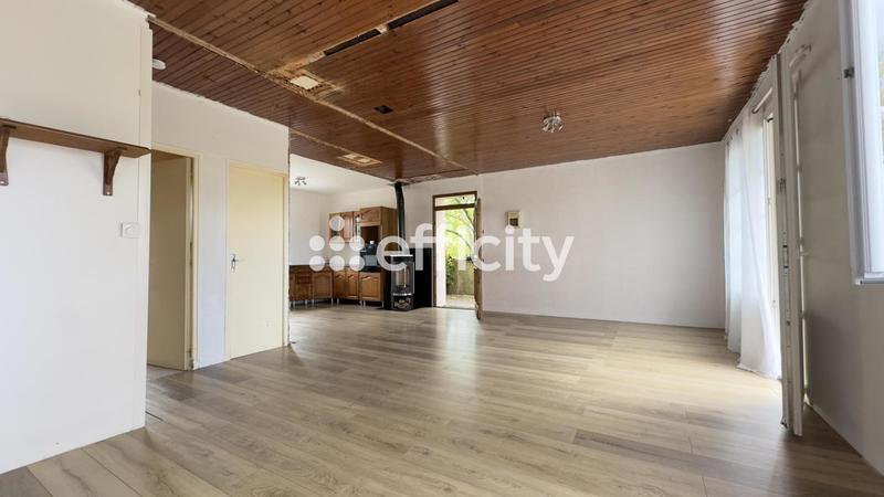 Maison - 149 m² - 8 pièces