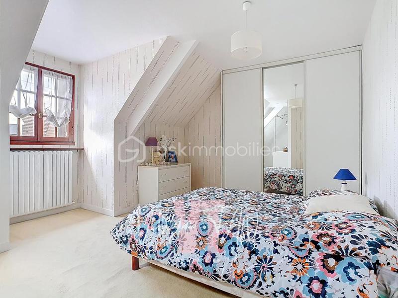 Maison - 159 m² - 5 pièces