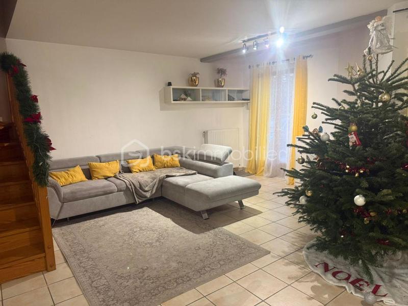 Maison traditionnelle - 102 m² - 4 pièces