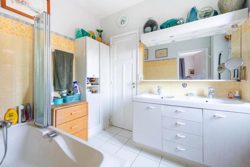 Appartement - 150 m² - 6 pièces