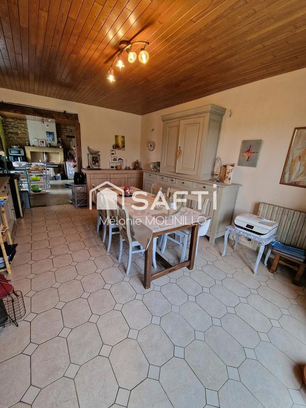 Maison - 135 m² - 8 pièces