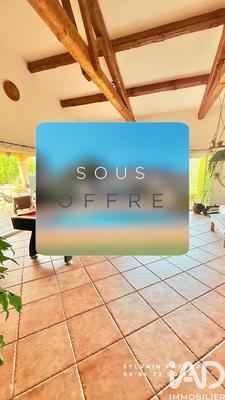 Maison - 207 m² - 7 pièces