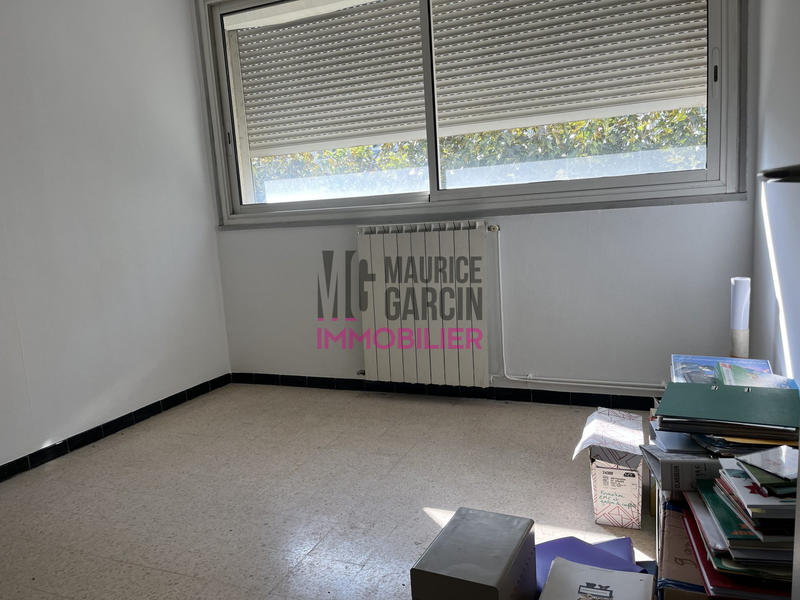 Appartement - 95 m² - 5 pièces