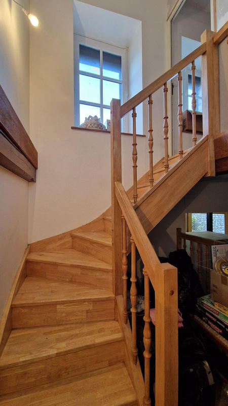 Maison - 179 m² - 6 pièces