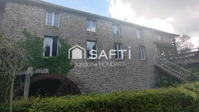 Maison - 330 m² - 11 pièces