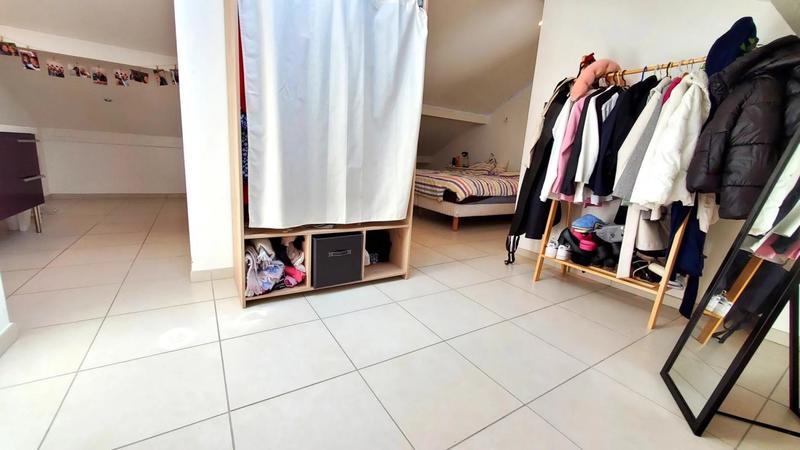 Maison - 181 m² - 5 pièces