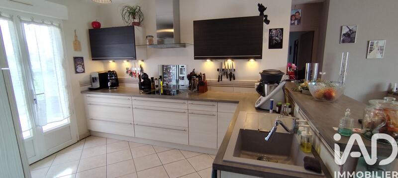 Maison - 137 m² - 6 pièces