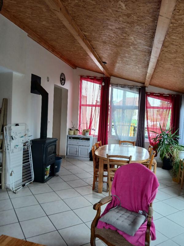 Propriété - 144 m² - 5 pièces