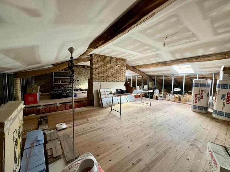 Corps de ferme - 293 m² - 12 pièces