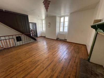 Maison en pierre - 125 m² - 5 pièces