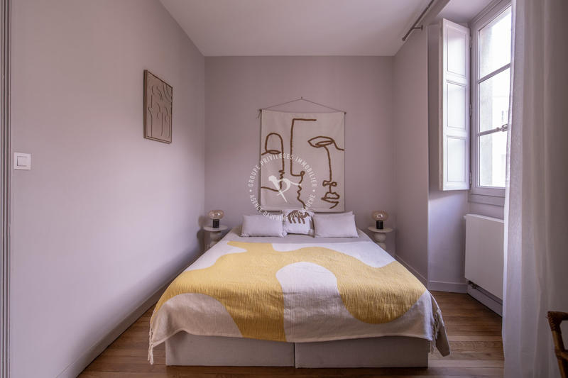 Appartement - 250 m² - 9 pièces