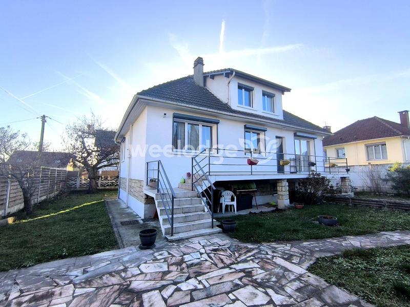 Maison - 123 m² - 7 pièces