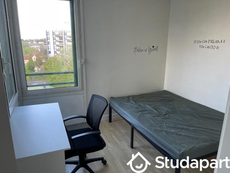 Chambre - 10 m² - 1 pièce