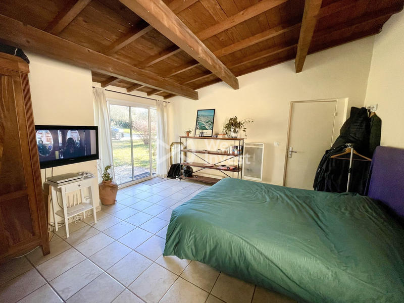 Villa - 209 m² - 6 pièces