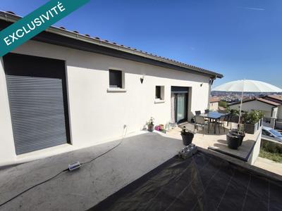 Maison - 180 m² - 7 pièces