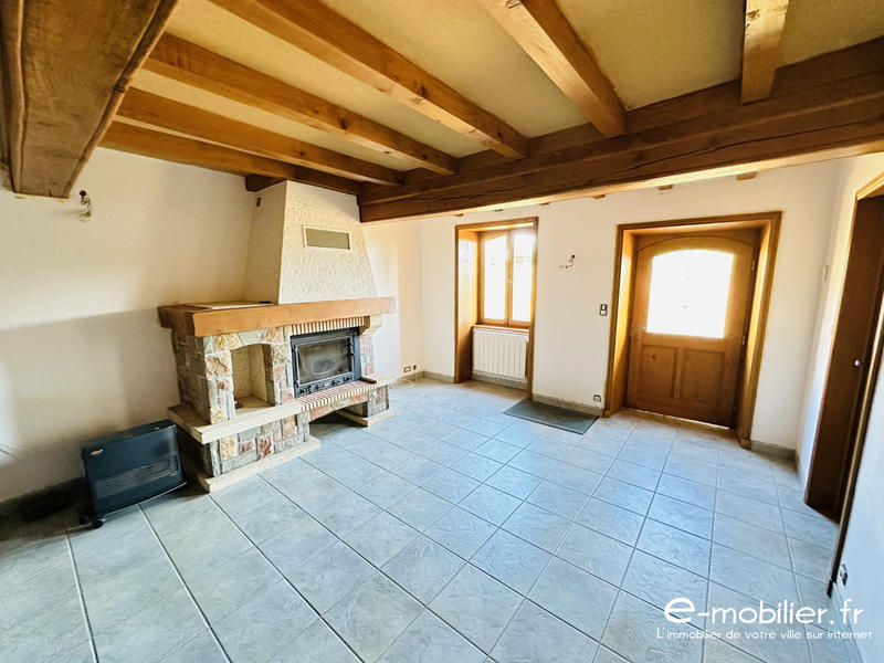Maison - 218 m² - 8 pièces