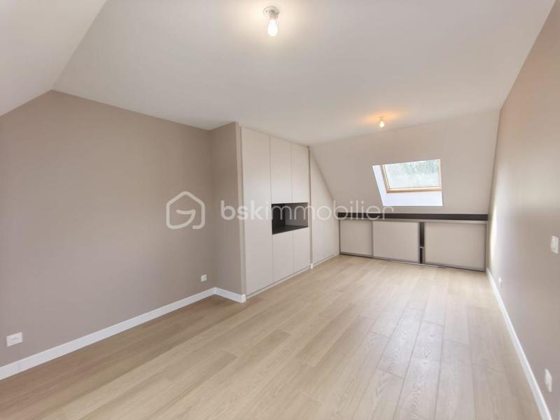 Maison traditionnelle - 140 m² - 5 pièces