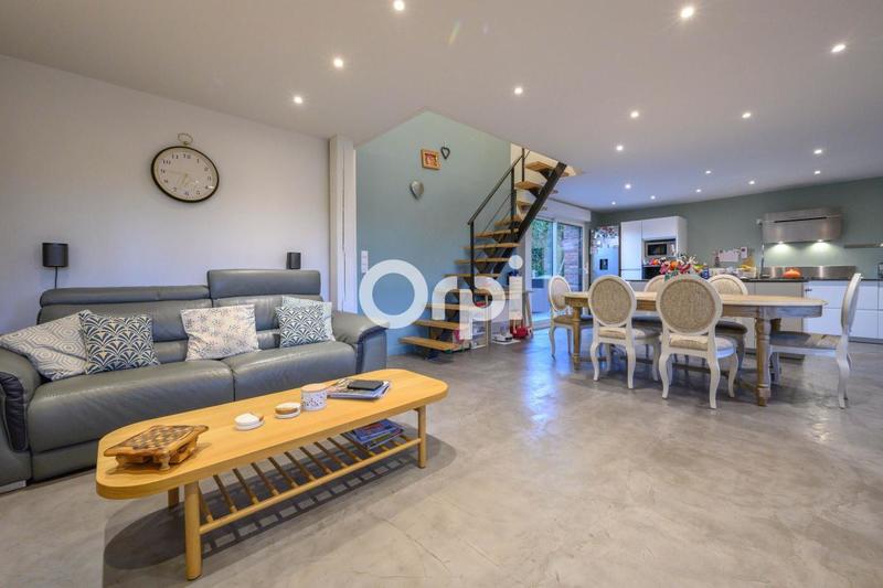 Maison - 108 m² - 4 pièces