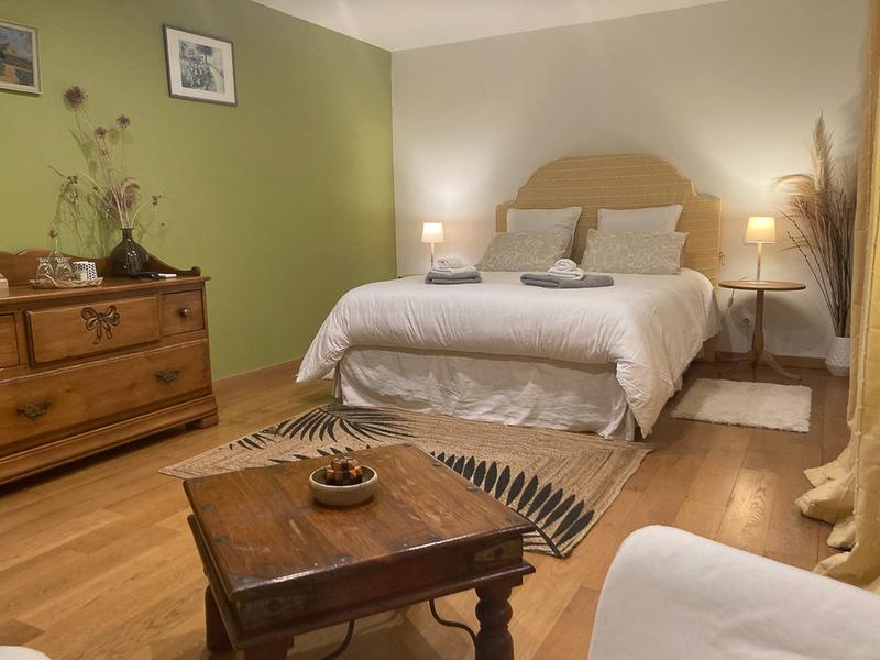 Mas - 896 m² - 25 pièces