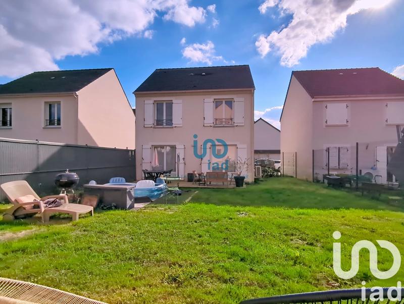 Maison - 99 m² - 5 pièces