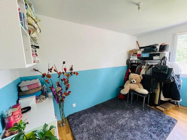 Maison - 101 m² - 7 pièces