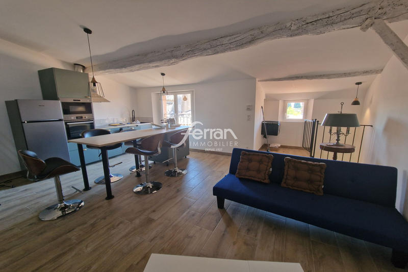 Appartement - 170 m² - 8 pièces