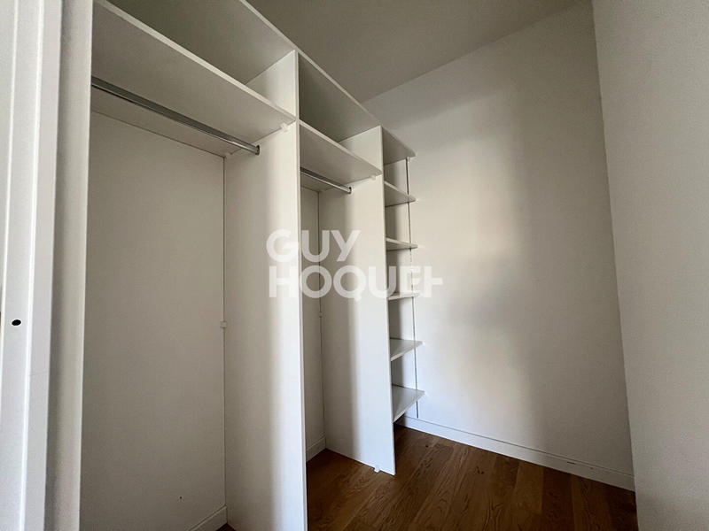 Appartement - 111 m² - 5 pièces